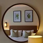 Hotel Twin Trees Hotel&brusna Falls Leisure