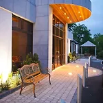 Hotel Twin Trees Hotel&brusna Falls Leisure