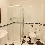 Twin Trees Hotel&brusna Falls Leisure