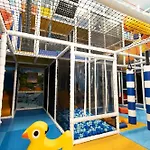 Twin Trees Hotel&brusna Falls Leisure