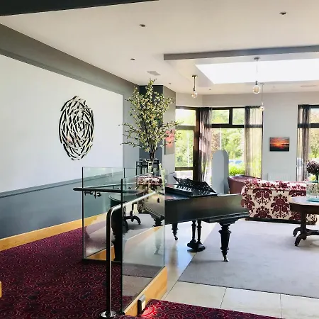 Otel Twin Trees & Leisure Club