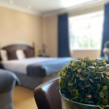 Twin Trees & Leisure Club 3*