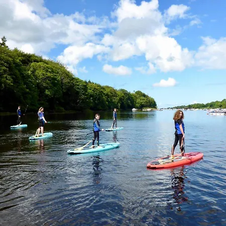 Twin Trees & Brusna Falls Leisure فندق 3*