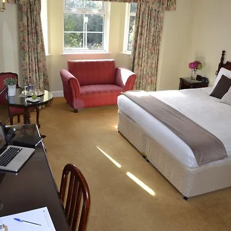 فندق Twin Trees بالينا