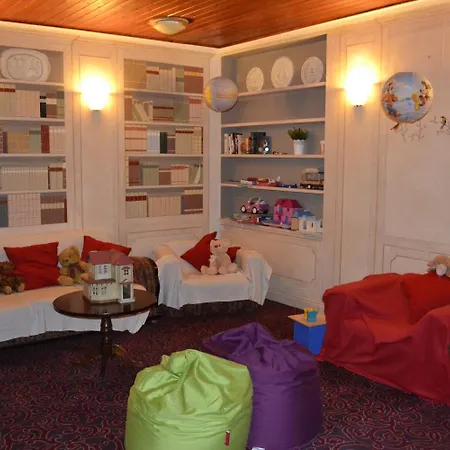 Twin Trees 3* بالينا