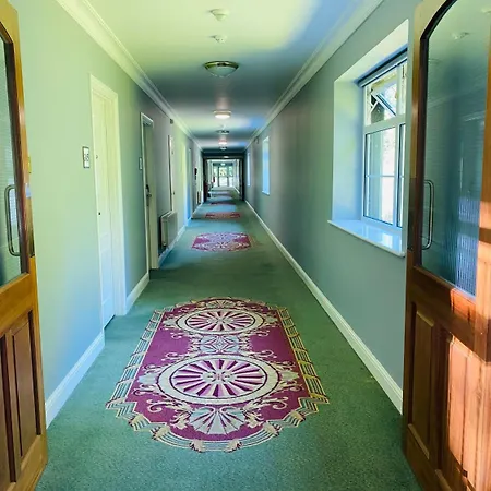 Twin Trees فندق بالينا