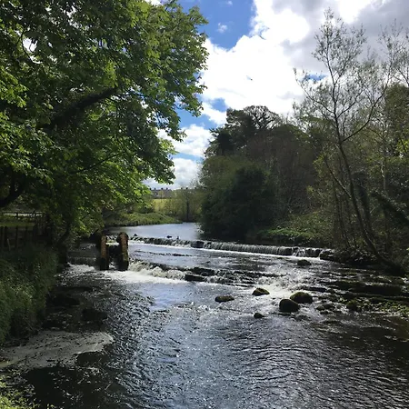 Twin Trees & Brusna Falls Leisure 3*