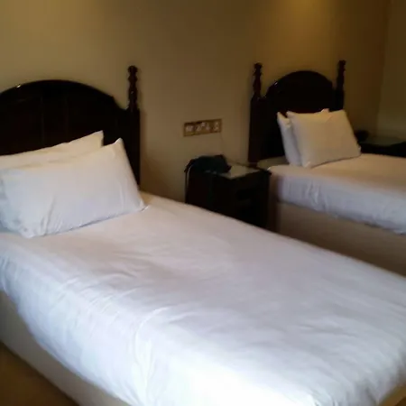 Twin Trees & Leisure Club Otel 3*