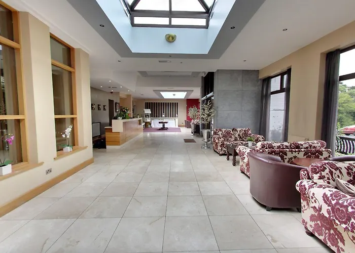 Hotel Twin Trees & Brusna Falls Leisure 3*