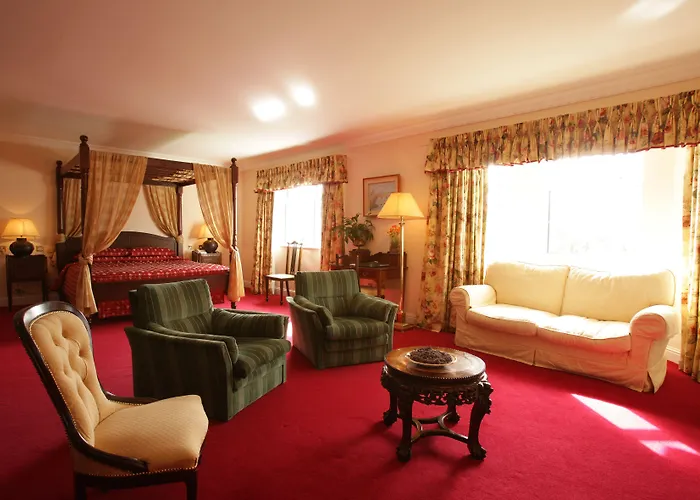 Hotel Twin Trees & Brusna Falls Leisure