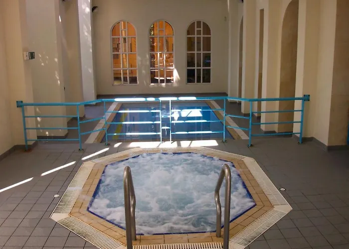 Hotell Twin Trees Ballina (Mayo)