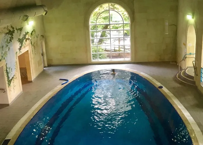 Hotell Twin Trees 3*